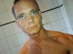Enter chat room of our muscular and very smart gay man Boris and get delight!